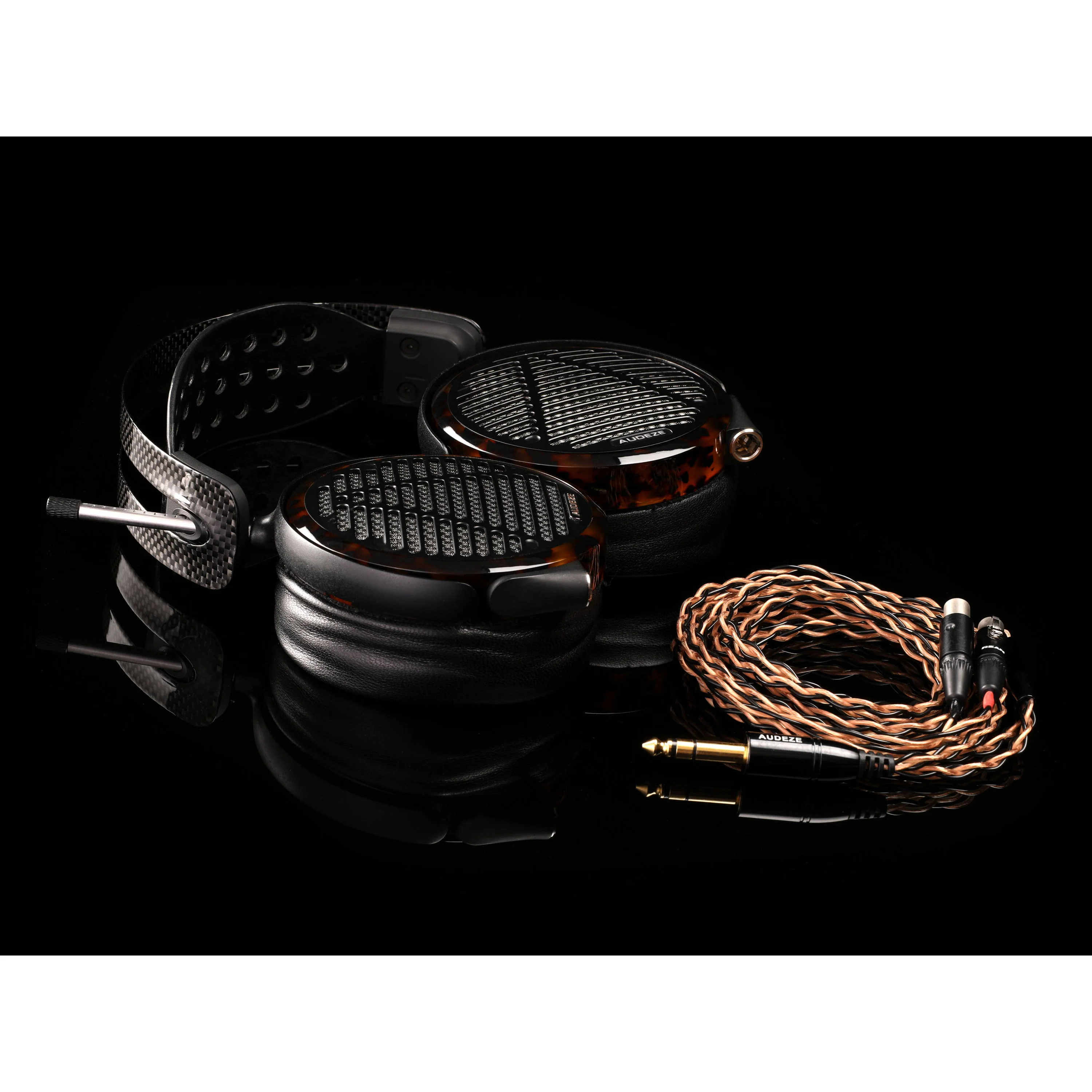Audeze LCD-5 Flagship Planar Headphones - Image 7