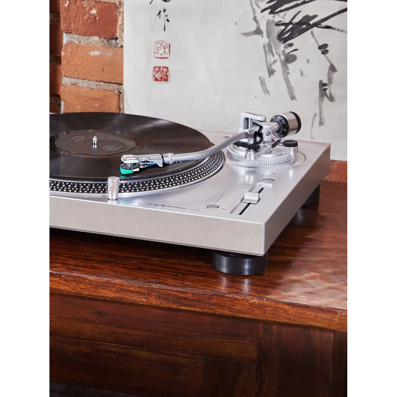 Audio Technica AT-120XBT-USB Bluetooth Turntable - Image 8