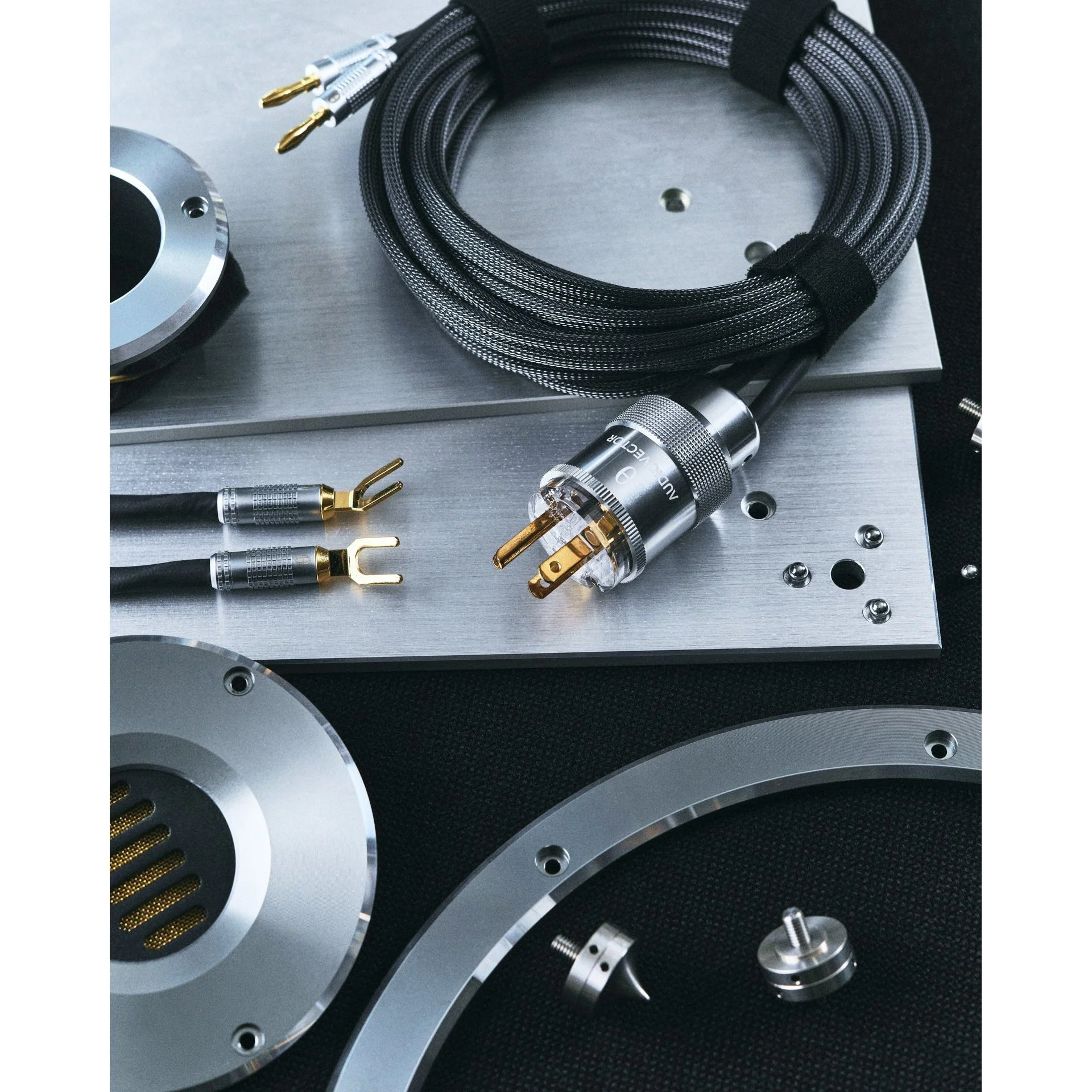 Audiovector Trapeze Ri Floorstanders - Image 13