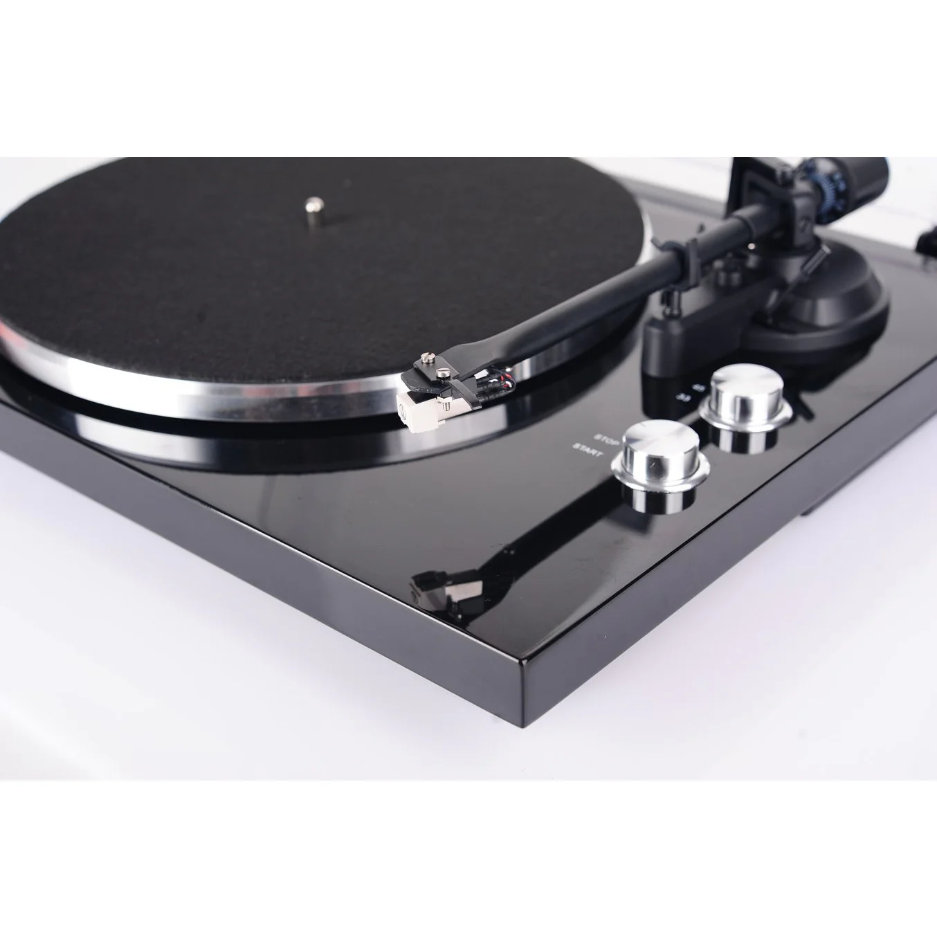 Blue Aura PG-1 Blackline Turntable & WS80i Speakers - Image 10