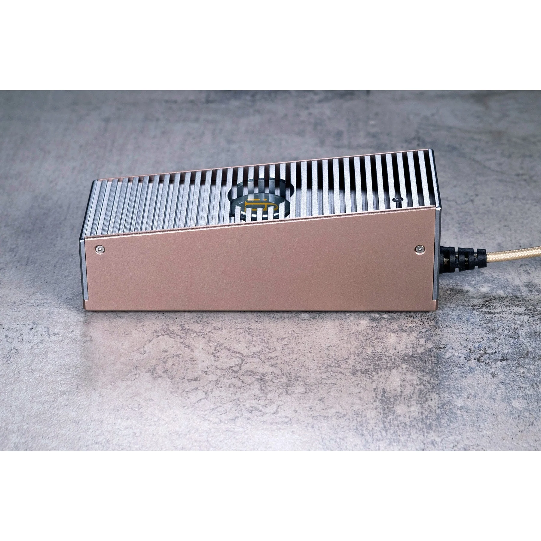 Ifi iPower Elite DC Power Supply - Image 4