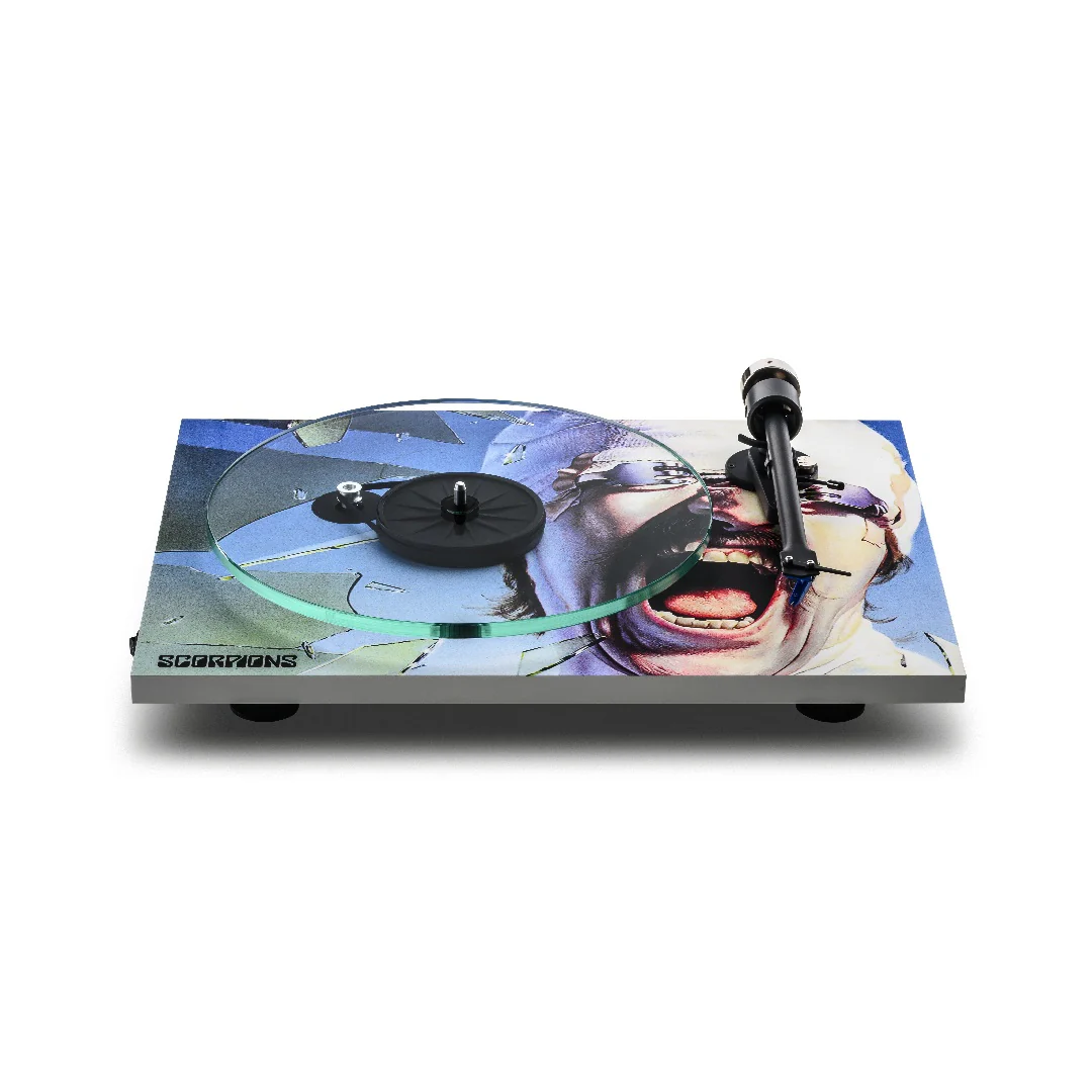 Pro-Ject Scorpions Turntable