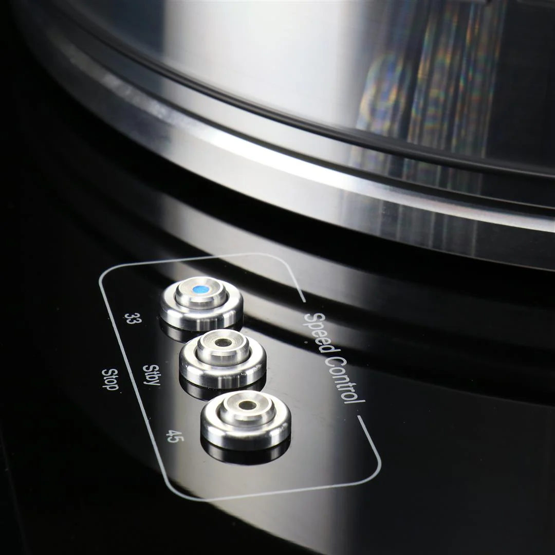 Pro-Ject Signature 10 Turntable Superpack - Image 10