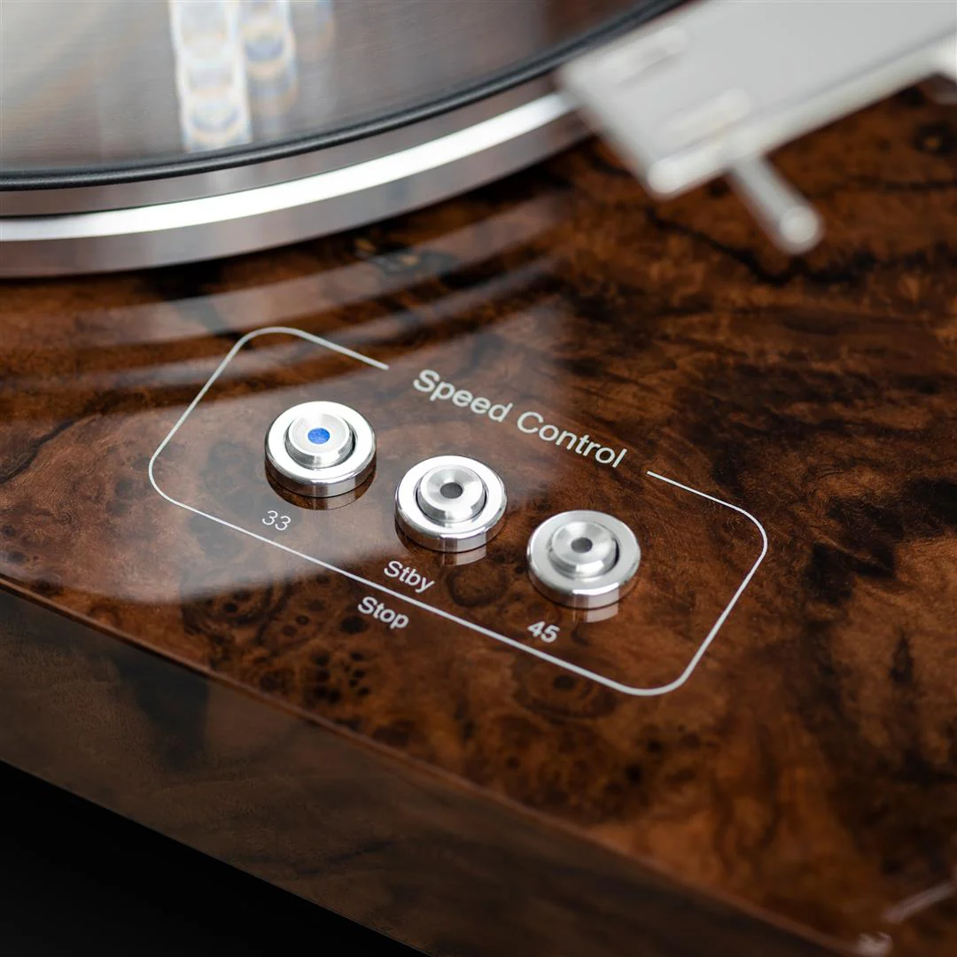 Pro-Ject Signature 10 Turntable Superpack - Image 11