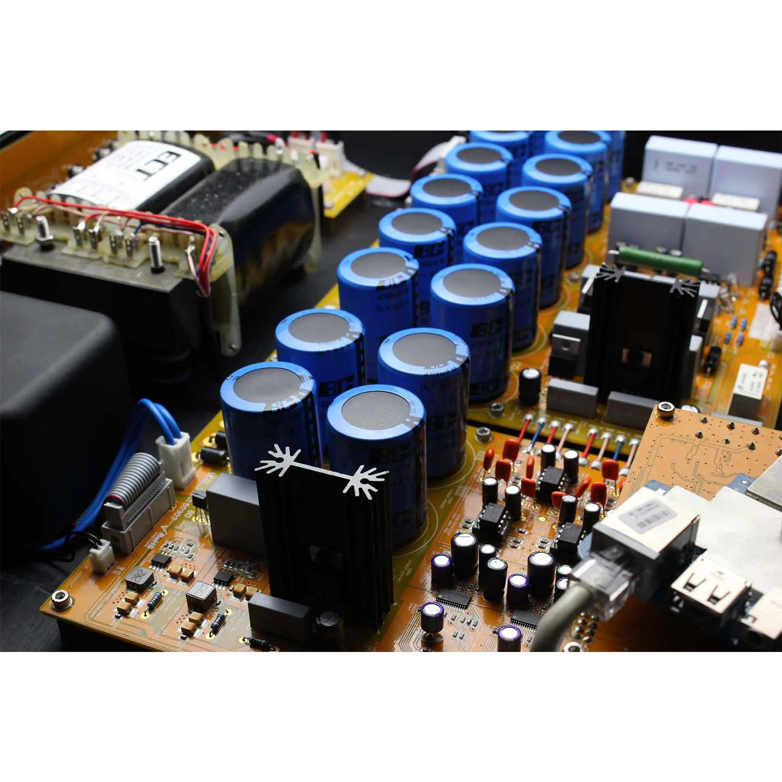 YBA Passion Power Amplifier 650 - Image 4